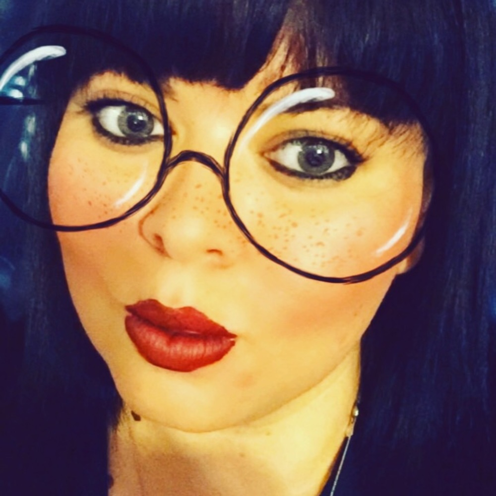 Meet your Posher, Juana